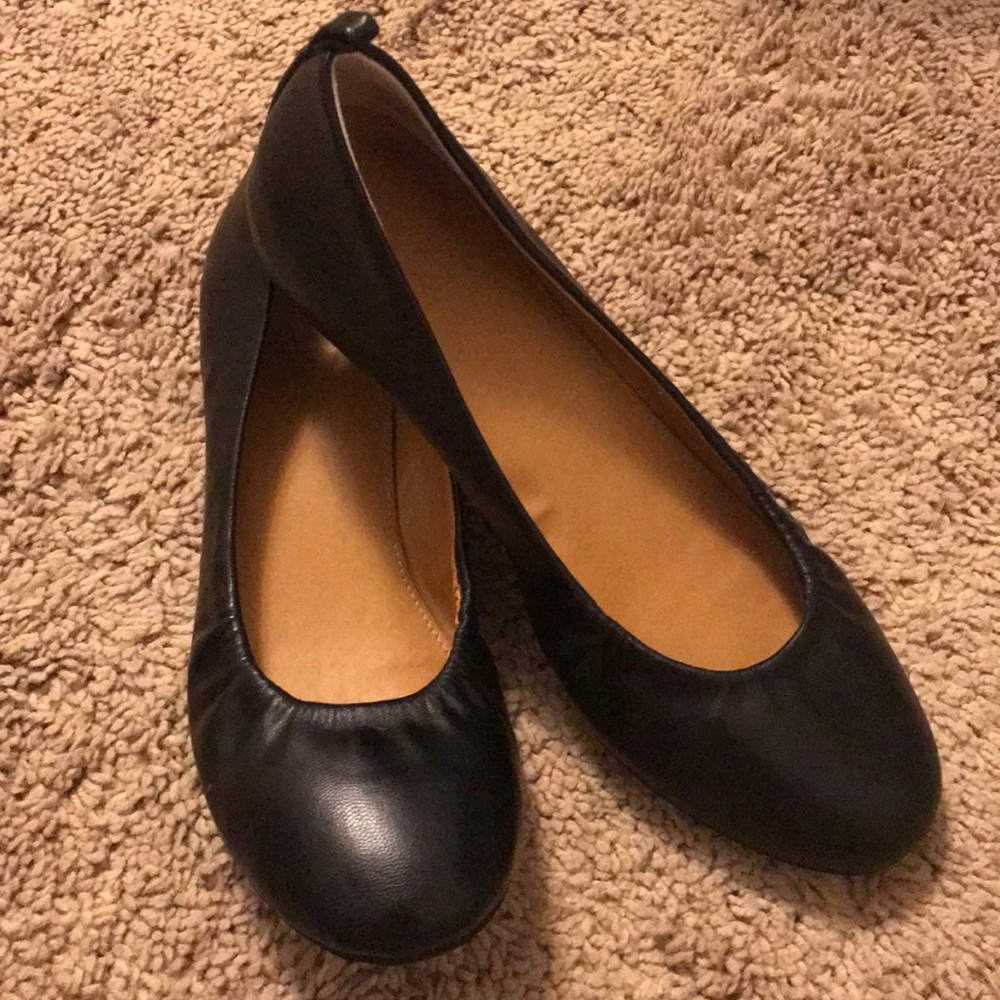 Ana black flats